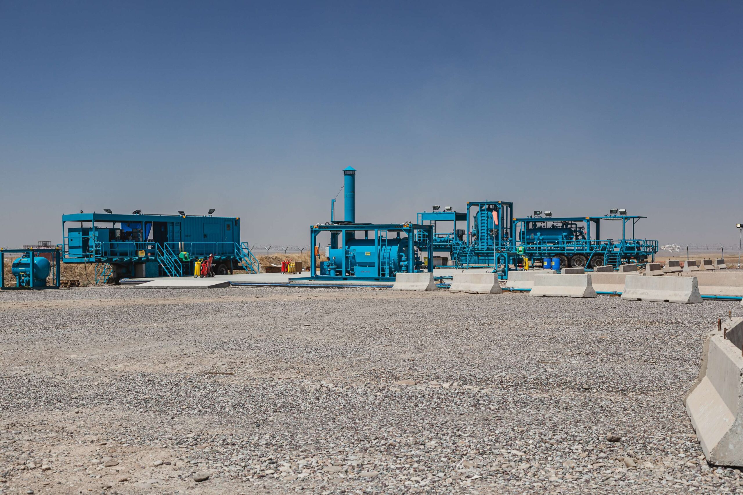 //bowsherps.com/wp-content/uploads/2023/03/oil-gas-operations-iraq-2022-04-06-08-31-35-utc-scaled.jpg